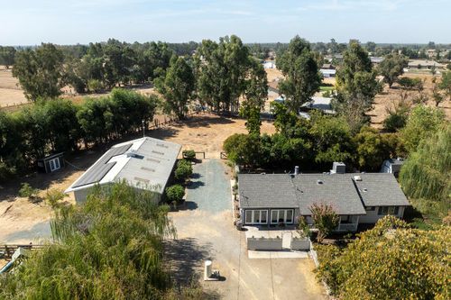 477 N Hewitt Road, Linden, CA, 95236 | Card Image
