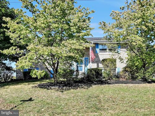 7804 Dewey Dr, HARRISBURG, PA, 17112-9777 | Card Image
