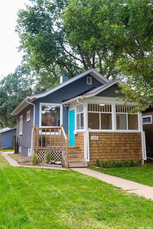 1019 Av C N, Saskatoon, SK, S7L1K1 | Card Image