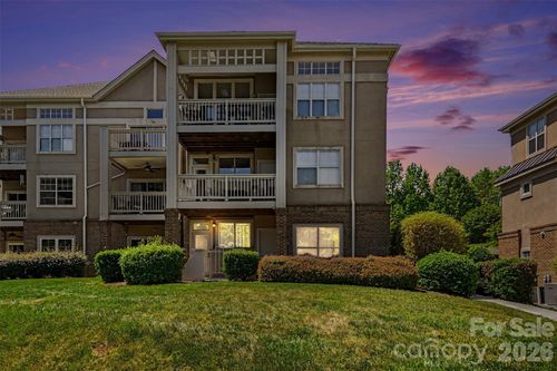 301-104 Pier 33 Dr, Mooresville, NC, 28117-5531 | Card Image