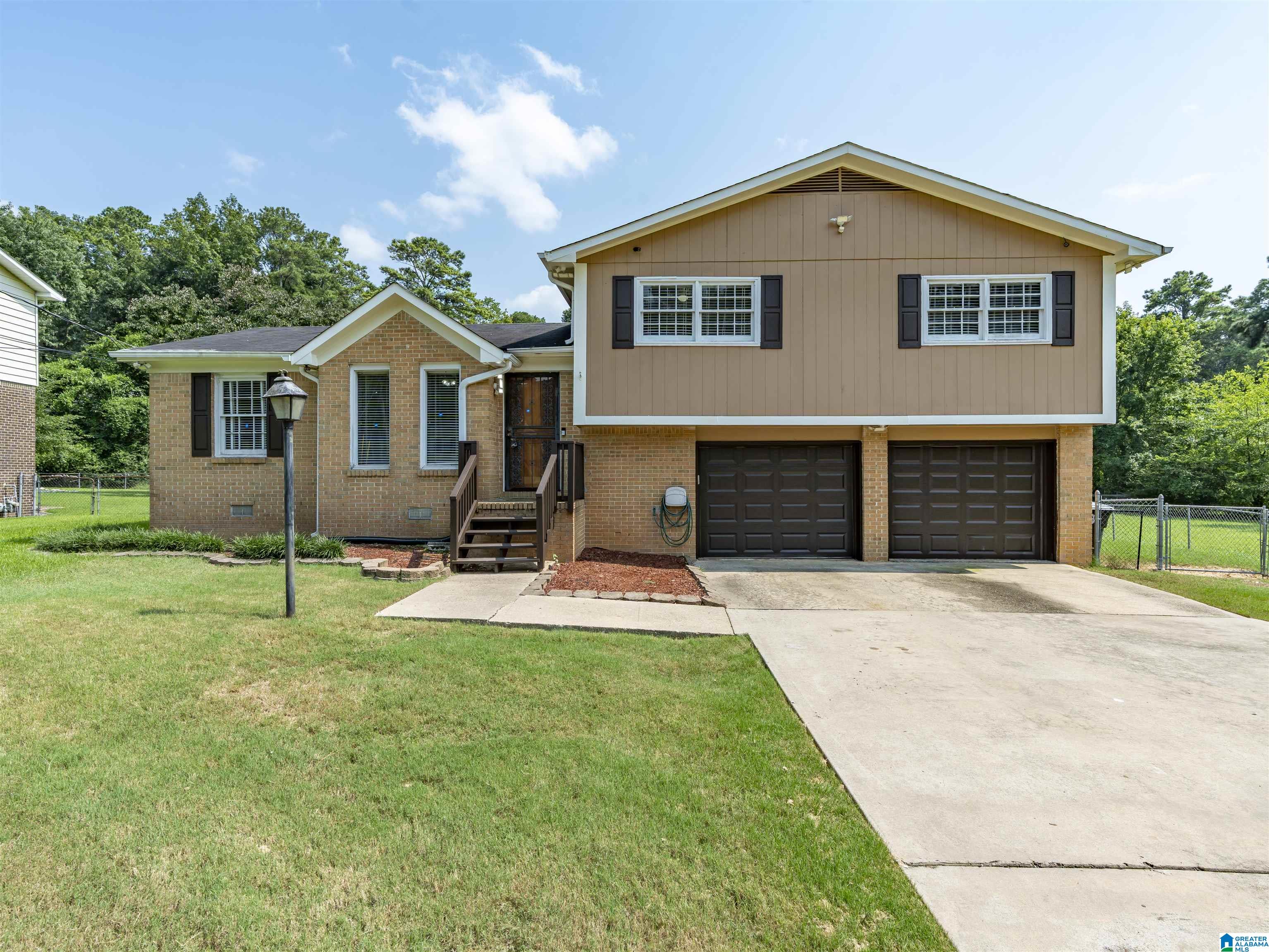 Residential in CENTER POINT 4