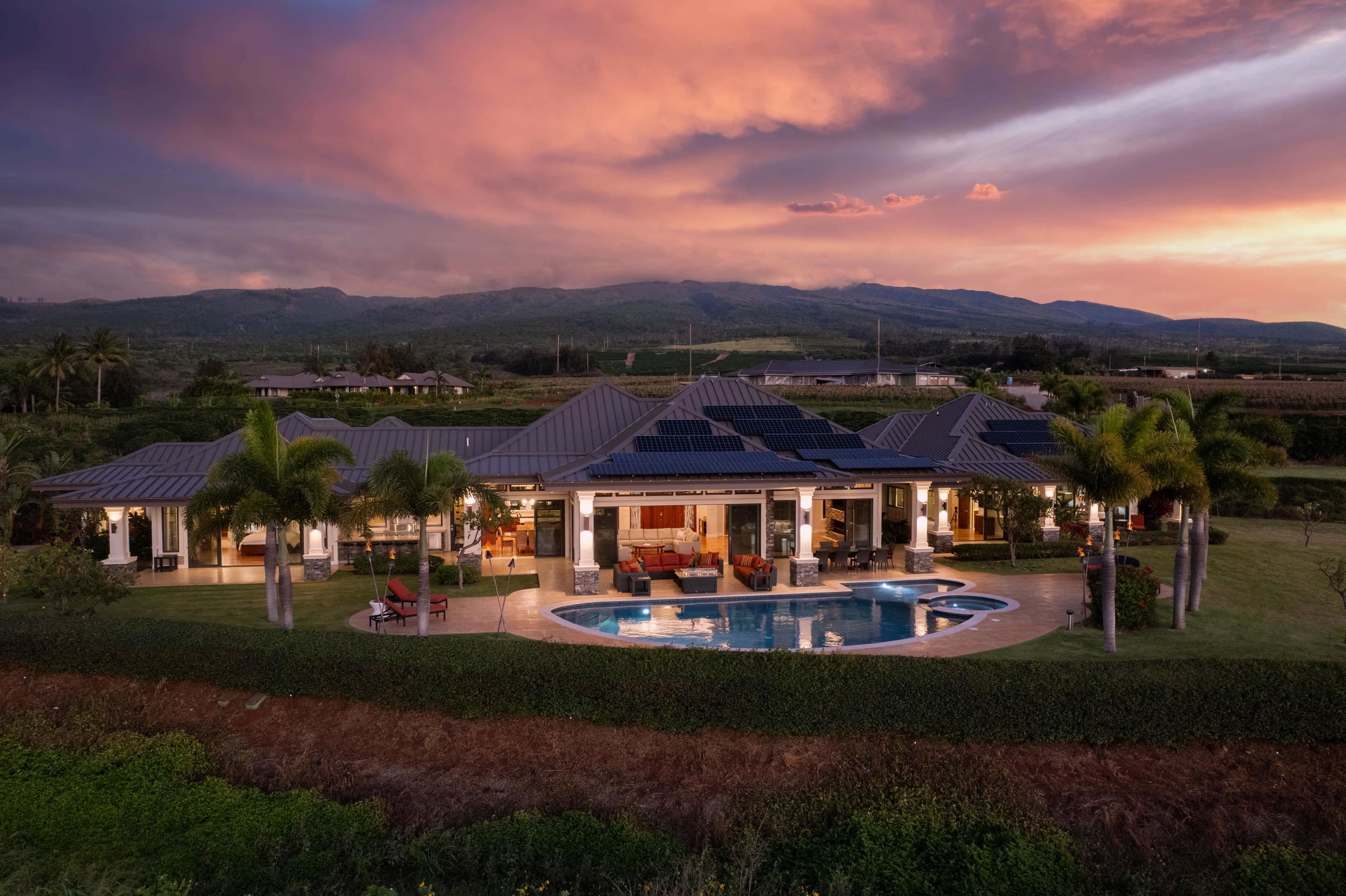 Aina Mahiai St, Lahaina, HI 96761