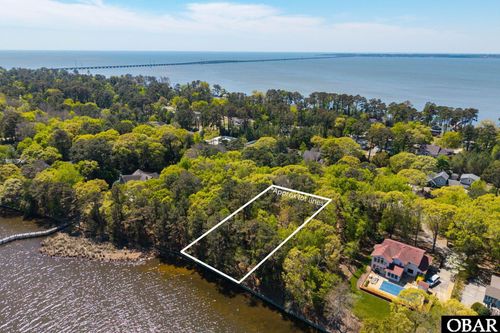 3021 Creek Rd, Kitty Hawk, NC, 27949-3827 | Card Image