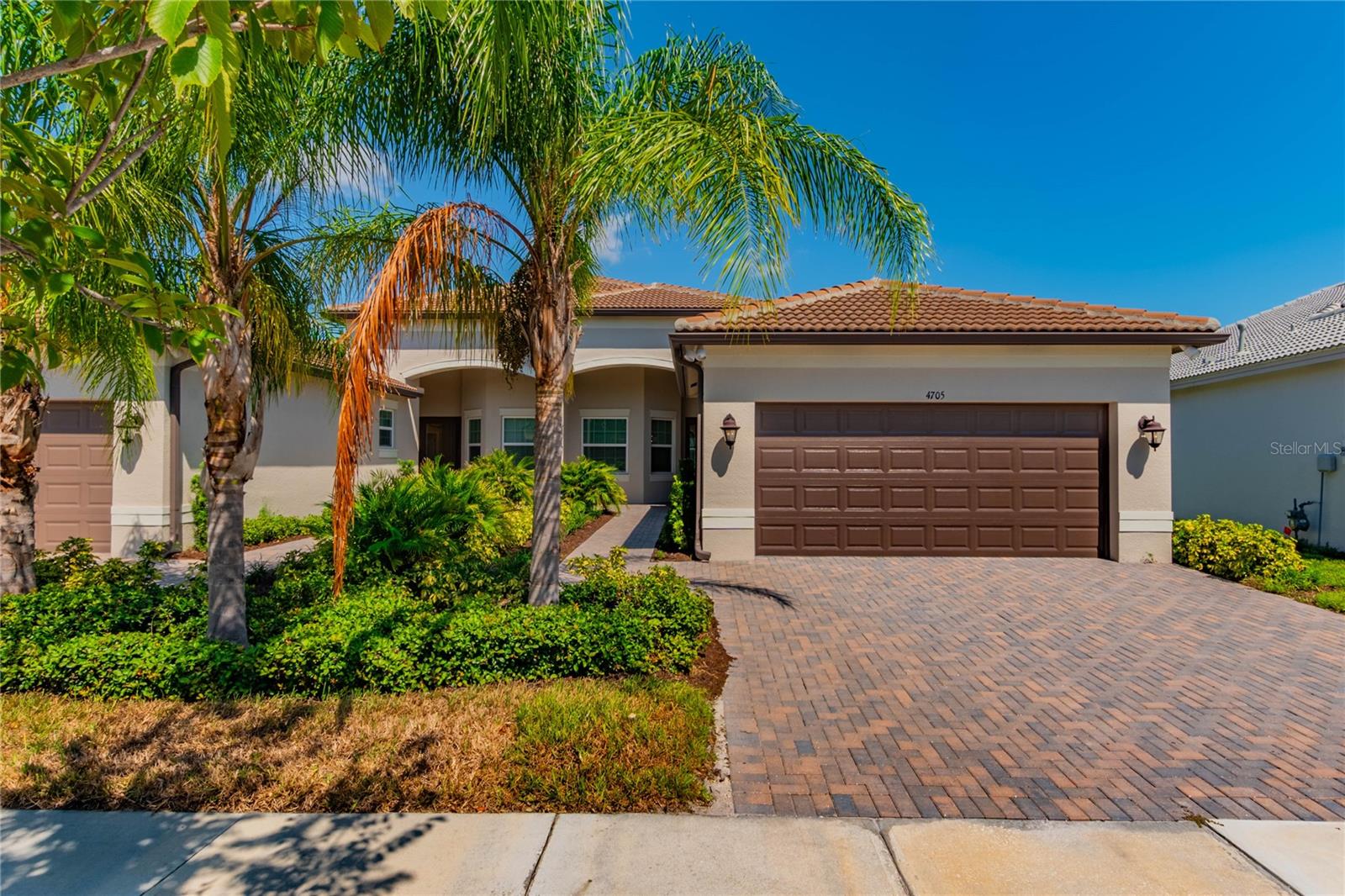 Avila Lakes Dr, Wimauma, FL 33598