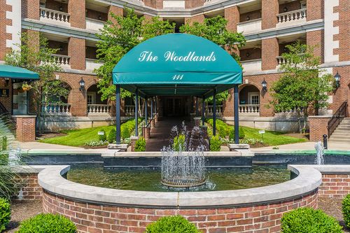 211-111 Woodland Ave, Lexington, KY, 40502-6415 | Card Image
