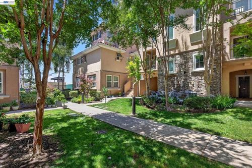 4366 Fitzwilliam St, Dublin, CA, 94568-4574 | Card Image