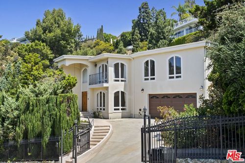 7863 Electra Drive, Los Angeles, CA, 90046 | Card Image