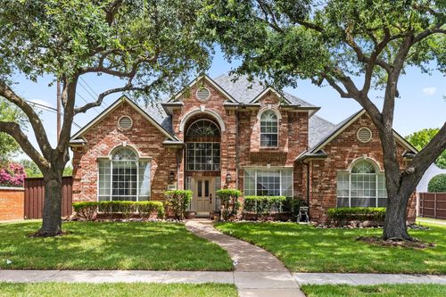 3933 Woodlawn Ln, Plano, TX, 75025-2020 | Card Image