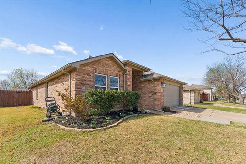 1005 Lowndes Ln, Wylie, TX, 75098-6946 | Card Image