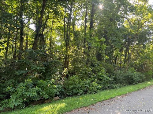 000 Orchard Cove Rd, Locust Hill, VA, 23092 | Card Image