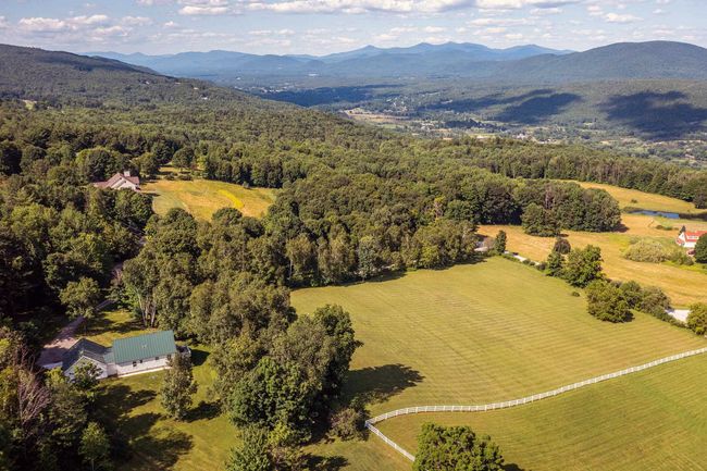 105 Hounds Hill Ln, House other with 3 bedrooms, 2 bathrooms and null parking in Wallingford VT | Image 19