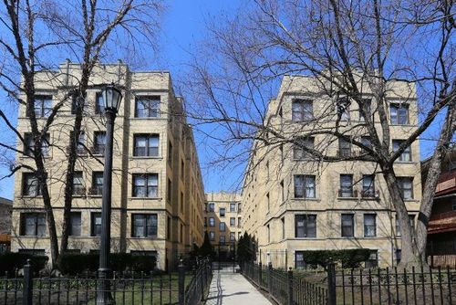 4f-4604 N Beacon St, Chicago, IL, 60640-4605 | Card Image