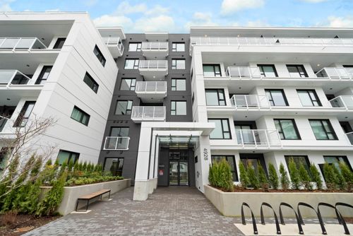 111-4928 Quebec St, Vancouver, BC, V5W0G6 | Card Image