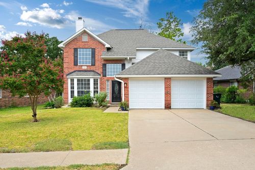 8305 Hillrock Dr, Round Rock, TX, 78681-3866 | Card Image