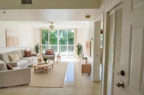 3083-509 E Sheridan St, Dania Beach, FL, 33004-5832 | Card Image