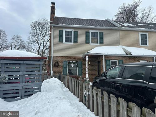 17 Naylor Ct, QUAKERTOWN, PA, 18951-1020 | Card Image