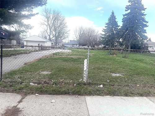 24820 Wagner Ave Avenue, Warren, MI, 48089 | Card Image