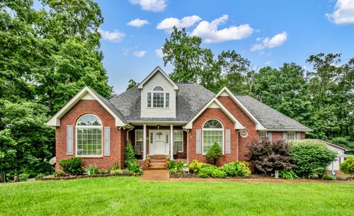 1013 Laurel Hills Dr, Dickson, TN, 37055-4060 | Card Image