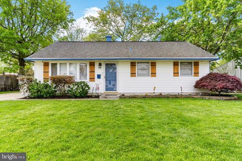16 Holly Dr, WEST BERLIN, NJ, 08091-3714 | Card Image