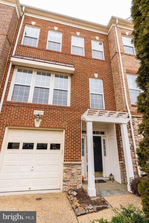 21927 Windy Oaks Sq, BROADLANDS, VA, 20148-5310 | Card Image