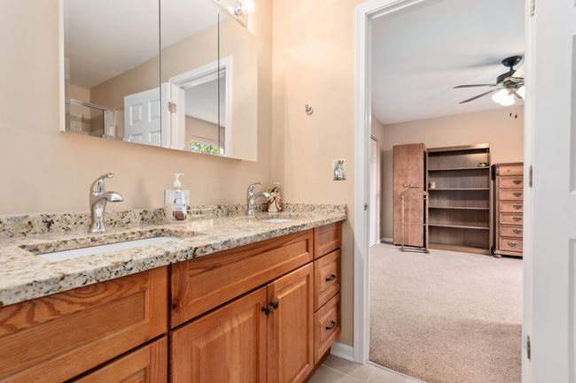 2013 Clarendon Ln, House other with 4 bedrooms, 4 bathrooms and 2 parking in Aurora IL | Image 14
