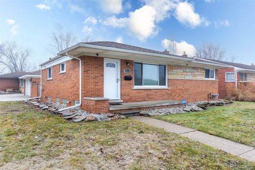 26515 Newport Ave, Warren, MI, 48089-1328 | Card Image