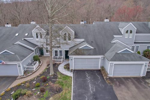 75 Woodlands Dr, Tuxedo Park, NY, 10987-4801 | Card Image