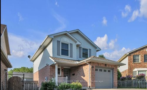 111 Gerald Cres, London, ON, N5Z5A4 | Card Image