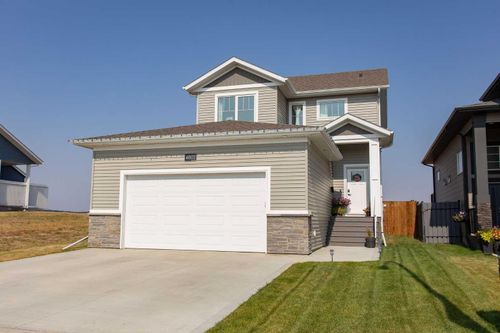 4802 Aspen Lakes Boulevard, Blackfalds, AB, T4M0M8 | Card Image