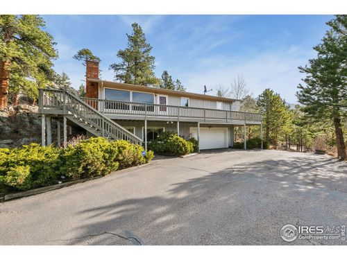 911 Ramshorn Dr, Estes Park, CO, 80517-7038 | Card Image