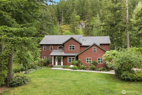 12619 444th Avenue Se, North Bend, WA, 98045 | Card Image