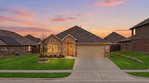 210 Gatecrest Drive, Fate, TX, 75087 | Card Image