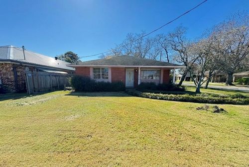 1820 W Esplanade Ave S, Metairie, LA, 70005-1004 | Card Image