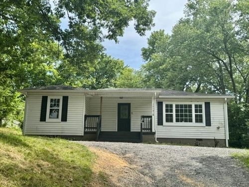 1040 Ne 6th Street, Cleveland, TN, 37311 | Card Image