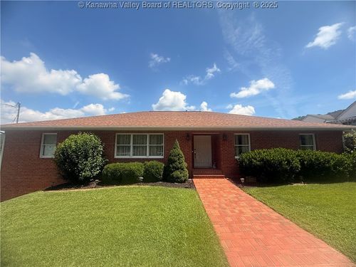 317 3rd St W, Madison, WV, 25130-1047 | Card Image