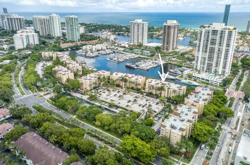 7308-19601 E Country Club Dr, Aventura, FL, 33180-4800 | Card Image