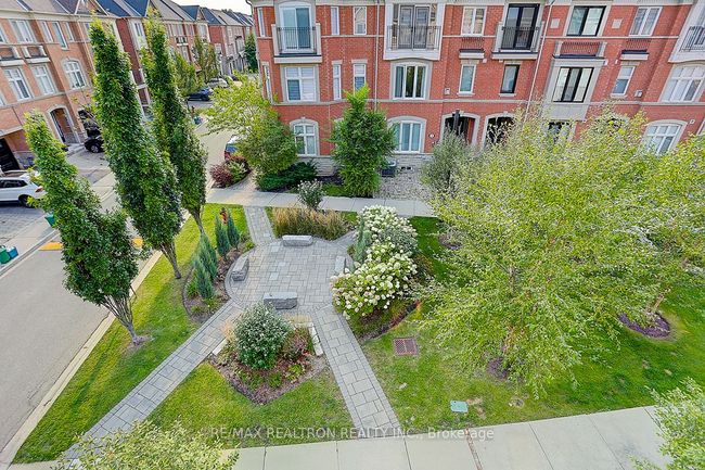 2 Henry Peters Lane, House attached with 3 bedrooms, 3 bathrooms and null parking in Vaughan ON | Image 22