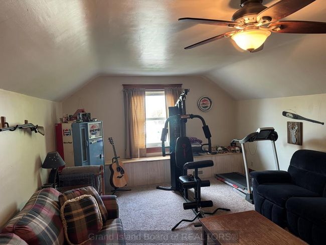 201 E Pine St, House other with 5 bedrooms, 2 bathrooms and 4 parking in Doniphan NE | Image 24