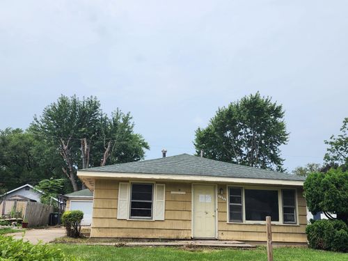 1630 Vine Ct, Hobart, IN, 46342-5736 | Card Image
