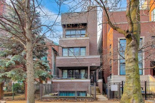 3-1044 N Wolcott Ave, CHICAGO, IL, 60622-3759 | Card Image