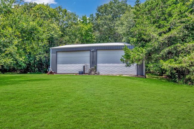 250 County Road 498, Home with 3 bedrooms, 2 bathrooms and 6 parking in Sweeny TX | Image 7