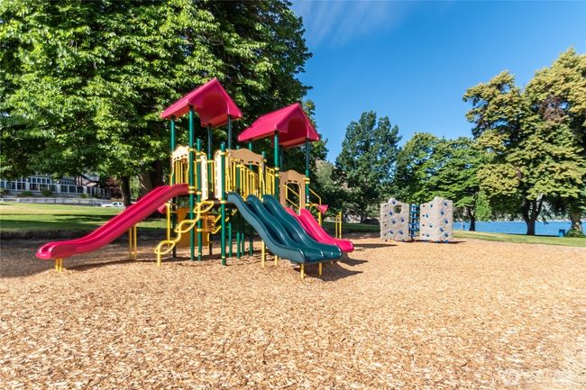 Visit the Lakeside Park playground just steps away from your resort! The fun never ends when you have access to all the best areas in Chelan! | Image 25