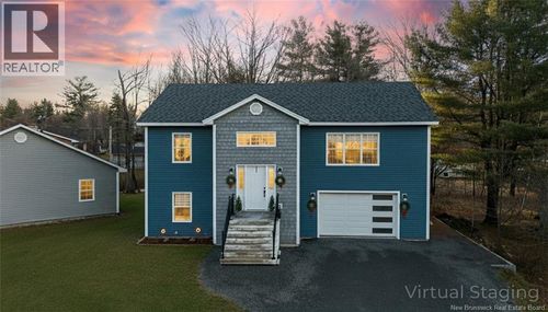66 Murray Ave, Fredericton, NB, E3A3Y5 | Card Image