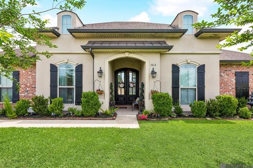 1032 N Montz Dr, Gramercy, LA, 70052-3559 | Card Image