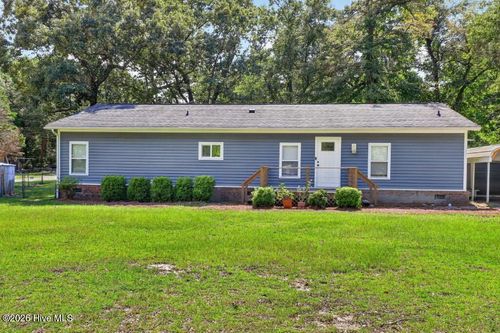 405 Sand Ridge Rd, New Bern, NC, 28560-9684 | Card Image