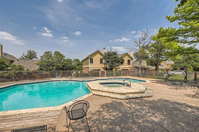 Community Pool and hot tub! | Image 27