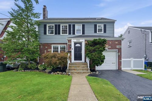 102 Mortimer Ave, Rutherford, NJ, 07070-1615 | Card Image