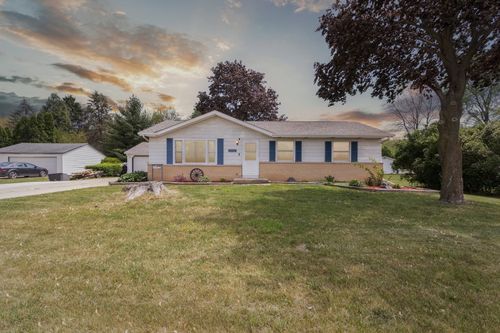 2383 Prairie Ave, Beloit, WI, 53511-2669 | Card Image