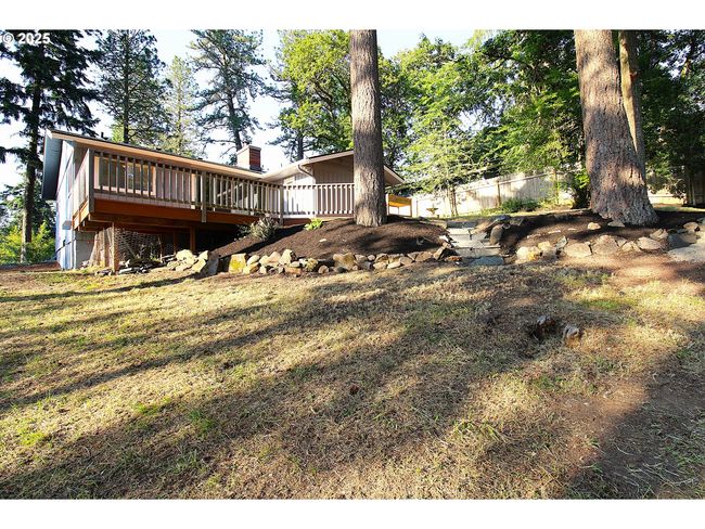 1400 W 40 Th Ave, House other with 3 bedrooms, 2 bathrooms and 1 parking in Eugene OR | Image 36