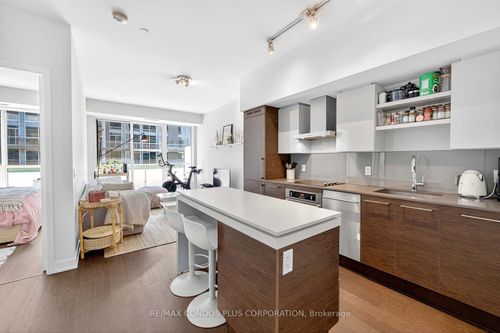 444-1030 King St W, Toronto, ON, M6K0B4 | Card Image